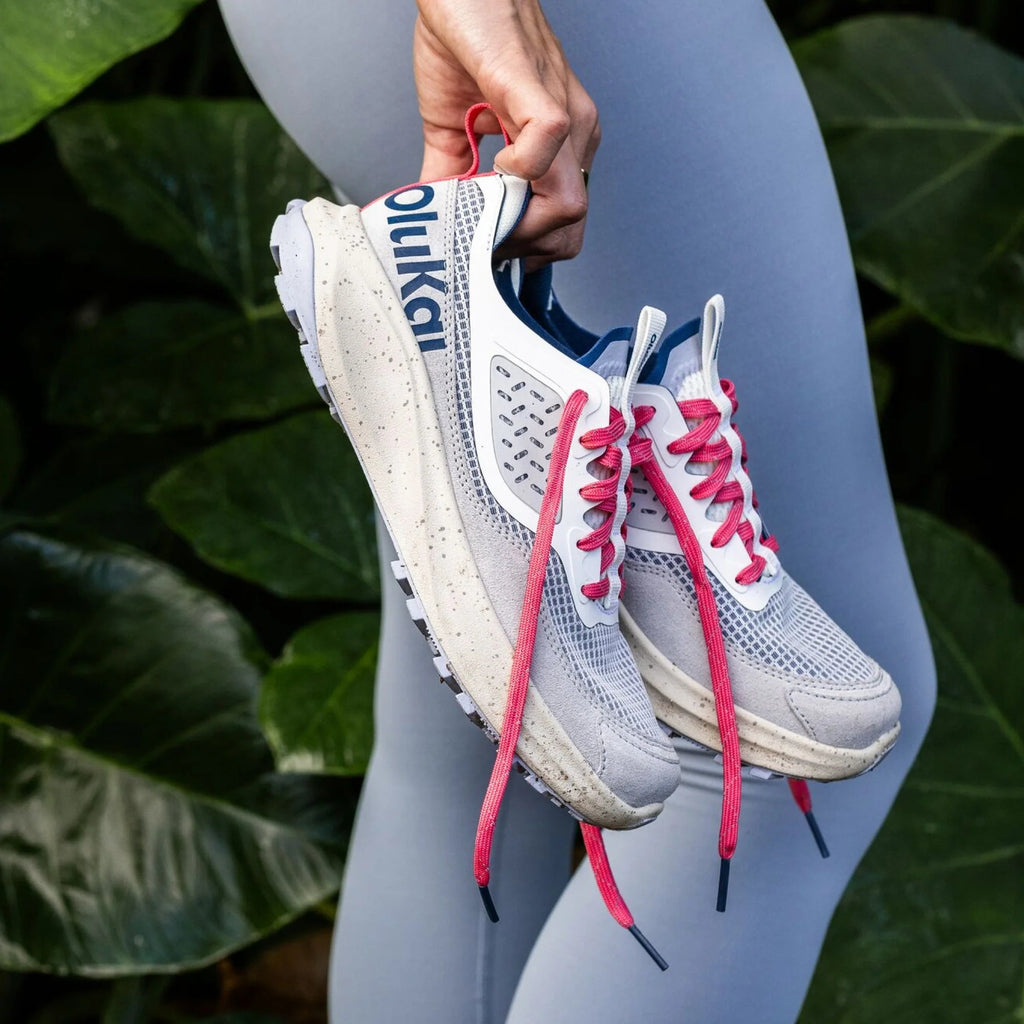 Makiki  -  Bright White / Coastal Blue